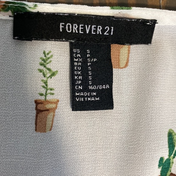 Forever 21 cactus sheer top - Picture 3 of 3